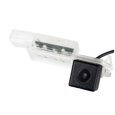 Camera video auto dedicata pentru mersul cu spatele compatibila cu VW CC 2013/Golf 7 unghi 150 de grade night vision 0 lux U2 v3
